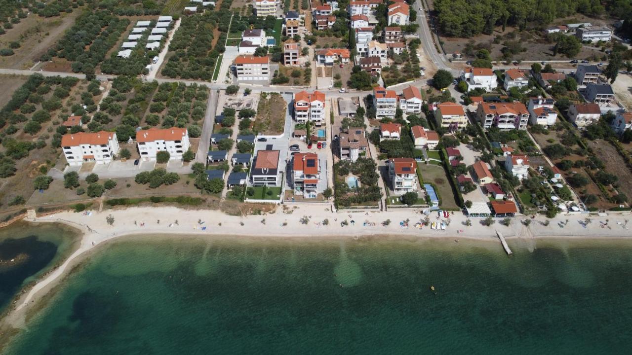 Apartments Lucie Biograd Na Moru Exterior photo